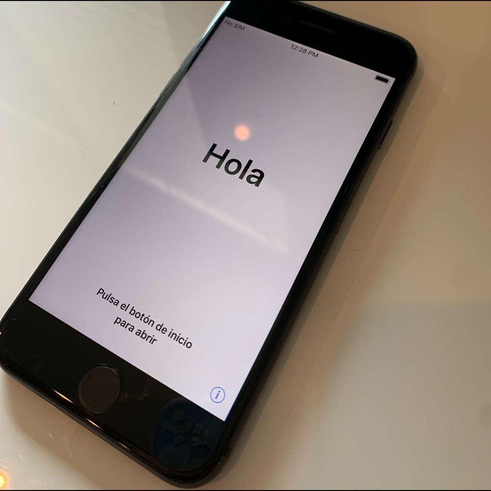 iPhone 8 - Black